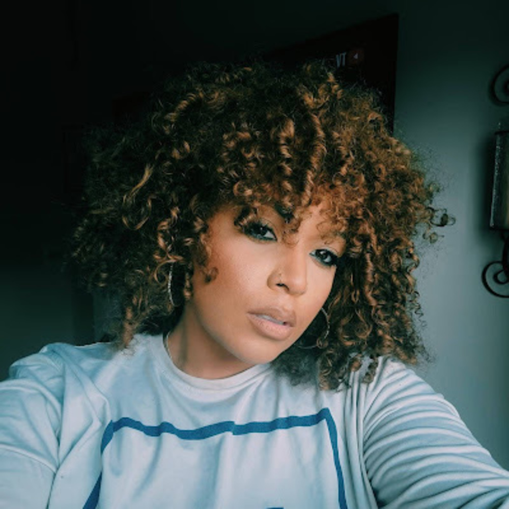 Meet your Posher, Rosegoldnena